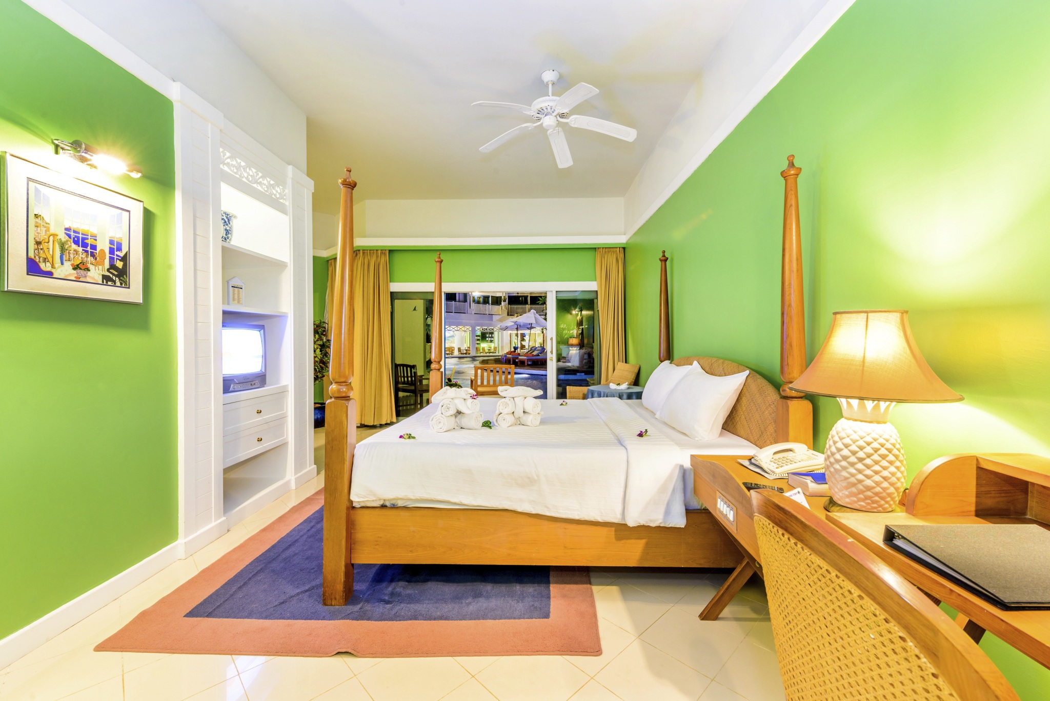 Deluxe Room With Pool Access Non Smoking at Andaman Seaview Hotel - Karon Beach