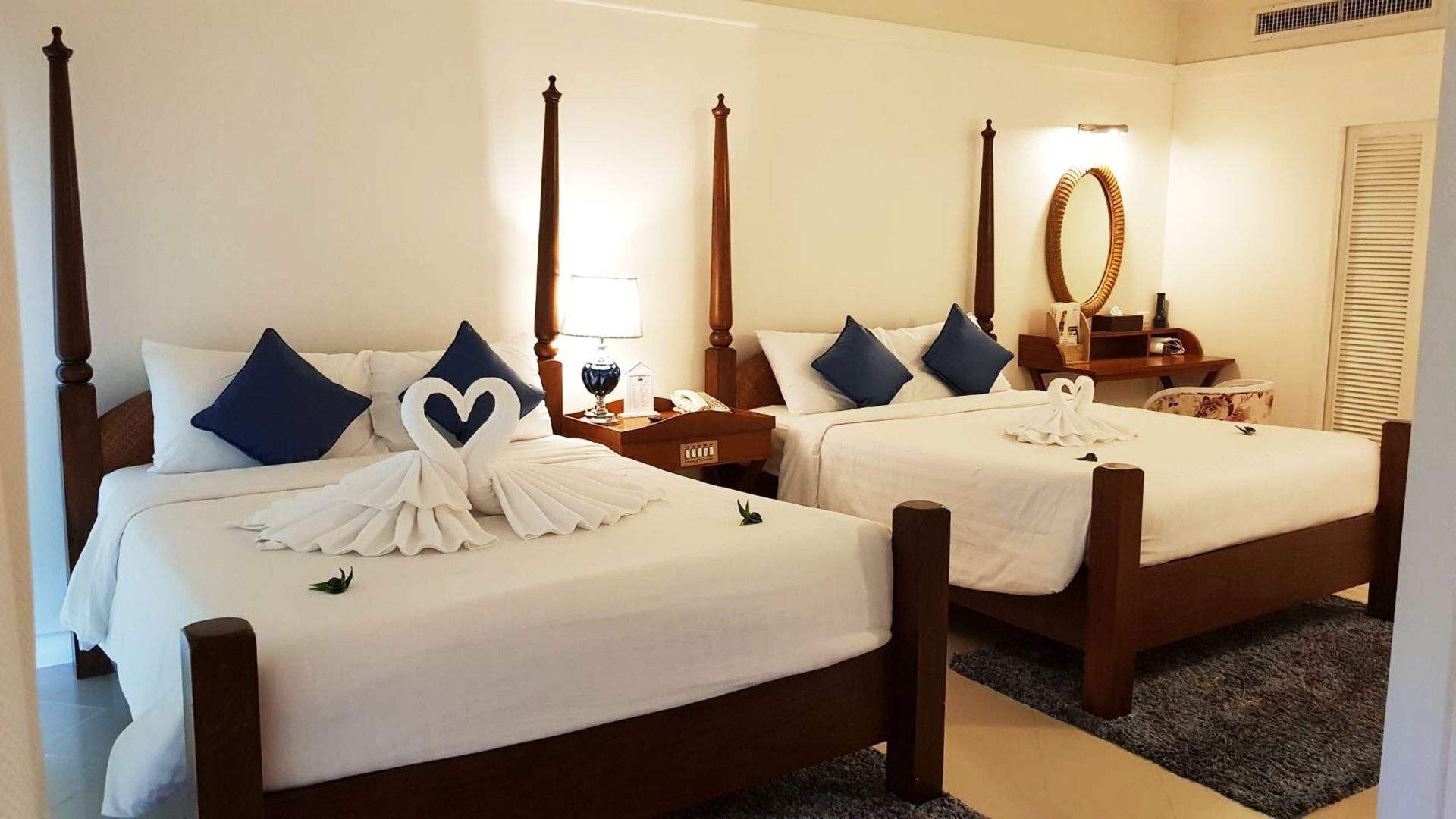Deluxe Family Suite at Andaman Seaview Hotel - Karon Beach